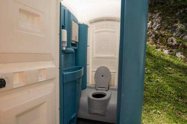 Types of Portable Toilets We Offer in Desloge, MO